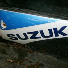 Suzuki katana lc racing