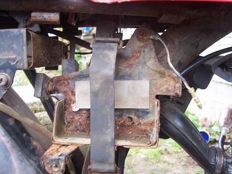 Suzuki Samurai DM50 "Solgt" - Alt er rusten !!!!!  (Her er hvorbatteriet sidder !!!) billede 8