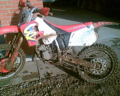 Honda CR 125ccm - d.11/11 06. efter en lille tur på marken billede 10