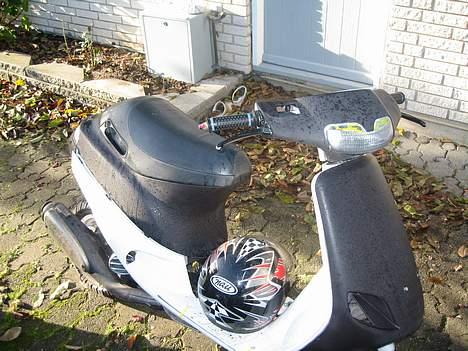 Piaggio Zip SOLGT billede 11