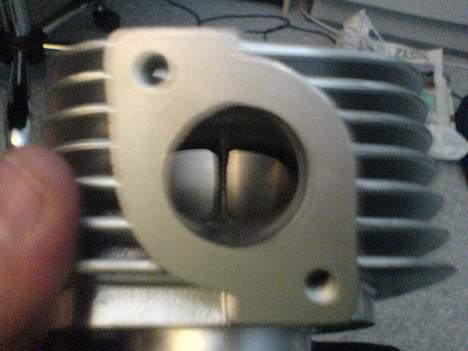 Aprilia SR50 - udstødnings port (2 delt) billede 8