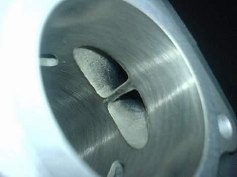 Aprilia SR50 - udstødningskanalerne billede 10