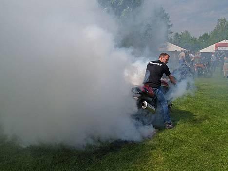 {{currentPhoto.altText}} billede {{currentPhoto.number}}