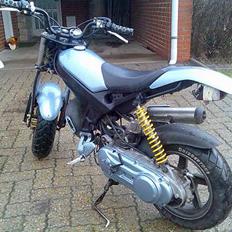 Suzuki Street byttet SOLGT