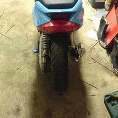 Yamaha jog r (solgt)