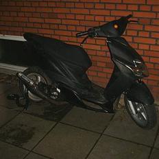 Yamaha Jog R - nakket