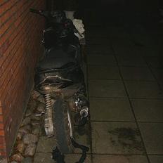 Yamaha Jog R - nakket