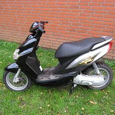 Yamaha jog r solgt