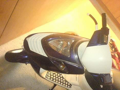 Aprilia sonic gp *nice* (solgt) billede 5