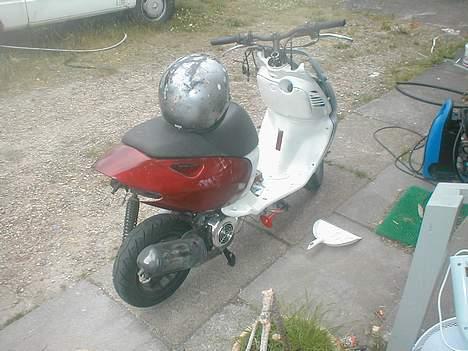 Aprilia Sonic -> SOLGT billede 4