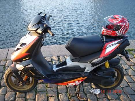 Aprilia sr50 ditech replica billede 2