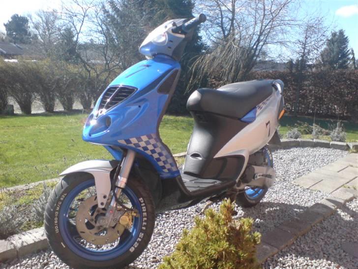 Piaggio NRG mc3 (SOLGT) billede 6