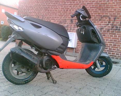 Aprilia SONIC ( SOLGT) - DA JEG KØBTE DEN så den sådan ud ! billede 3