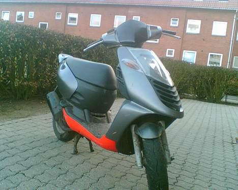 Aprilia SONIC ( SOLGT) - DA JEG KØBTE DEN så den sådan ud ! billede 4