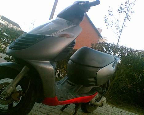 Aprilia SONIC ( SOLGT) - DA JEG KØBTE DEN så den sådan ud ! billede 5