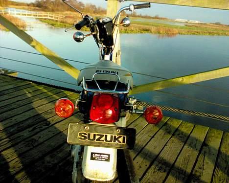 Suzuki Suzi FZ 50 billede 2