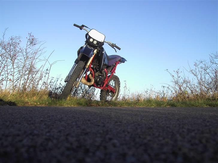 Suzuki RMX- Brandt af. :'( - Nu. (: billede 1