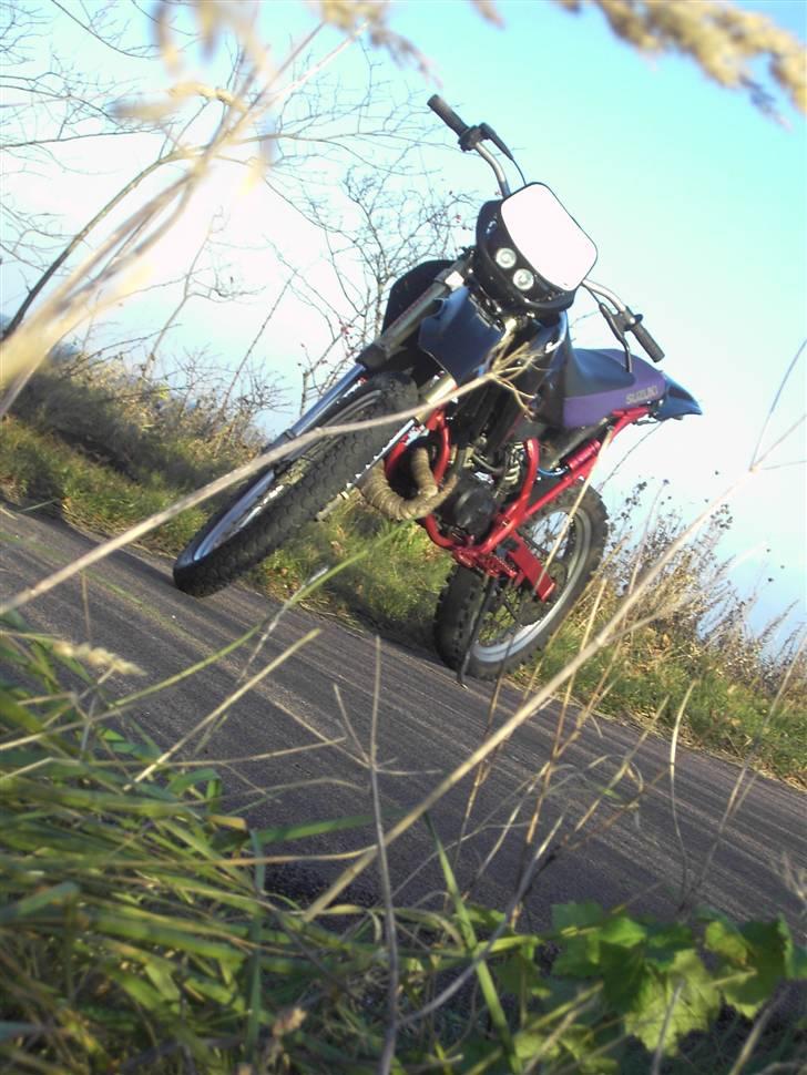 Suzuki RMX- Brandt af. :'( - Nu. (: billede 2