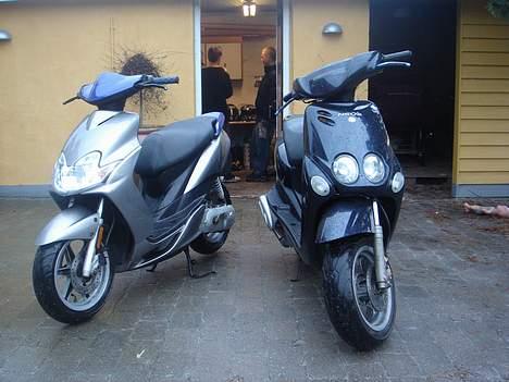 Yamaha Jog R "Den Blå Satan" - Sammen med Christian B´s billede 2