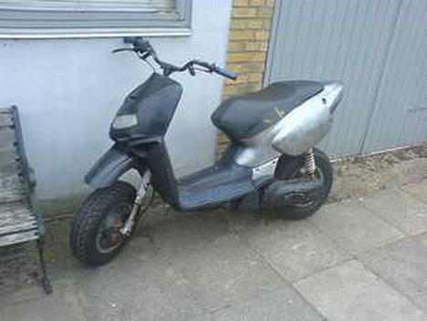 Suzuki Street magic [BYTTET] - Mit nye projekt (: Byttede for street magicen , Fik 3 cyle med og en variator. og det hele i motoren er nyt på rallyen . fik 700 oveni også (: så den skal nok blive fed ,  billede 7