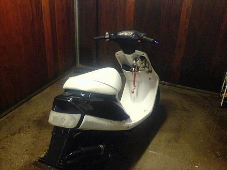 Yamaha Jog fs - (SOLGT)  :( billede 2