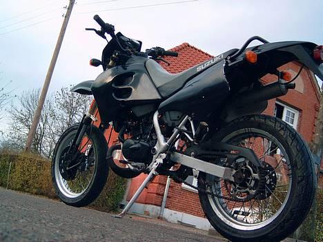 Suzuki SMX - Solgt :\ - Her er hun så .. så fin så fin :) billede 1
