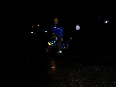 CPI popcorn (sport) projekt - Det er jo da ikke sjovt at have en scooter uden at lave donuts billede 9