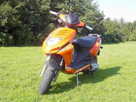 CPI #SOLGT# - . Som min scooter så ud før jeg fik den malet . :) billede 5