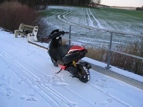 Aprilia SR50 Ditech *Solgt* billede 4