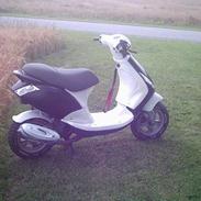 Piaggio Zip 