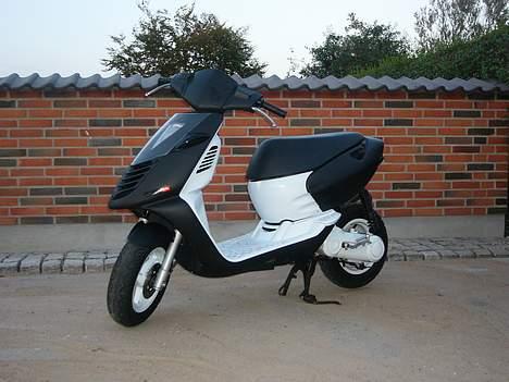 Aprilia Sonic · SOLGT billede 1
