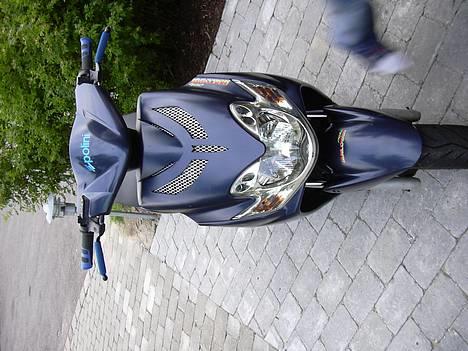 Yamaha Jog R TEAM Mølkuglerne billede 5