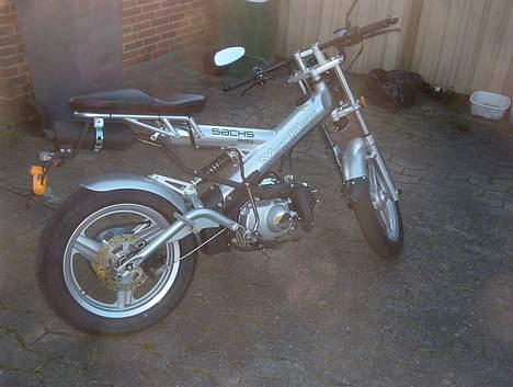 Sachs madass billede 2