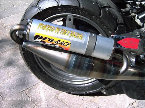 Suzuki Street Magic team scooted billede 3