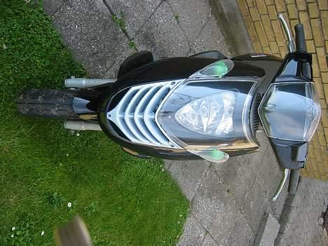 Aprilia Sonic billede 2