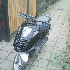 Aprilia sonic gp (solgt)