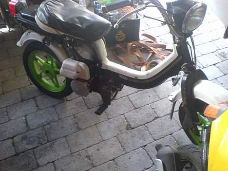 Suzuki fz 50 - solgt billede 2