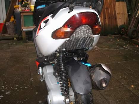 Aprilia aprila sonic blivet taget billede 2