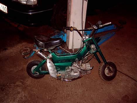 Puch mini maxi projekt - højre side se lige mit rør billede 1