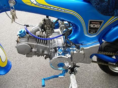 Honda Dax - cylinder og top med større køle ripper geararm i samme farve billede 2