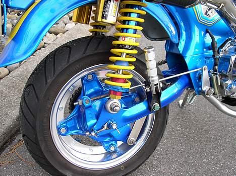 Honda Dax - G-kraft alu, fælge i 4 tommer og kun halv vægt af standard fælge billede 5