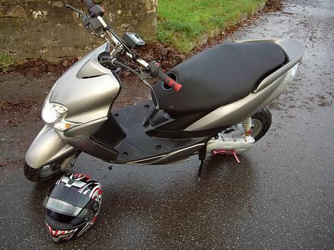 Yamaha jog r byttet til stalker billede 4