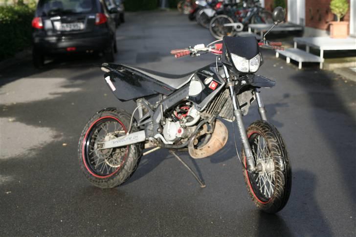 Derbi Senda Extreme SM LC DD - ja præcis sådan så den ud da den blev stjålet billede 18