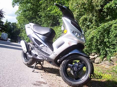 Peugeot Speedfight 2 (SOLGT) billede 17