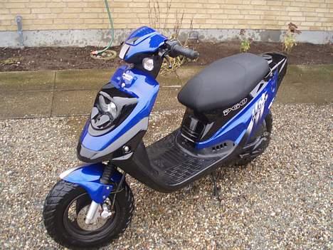 PGO Hot 50 billede 1