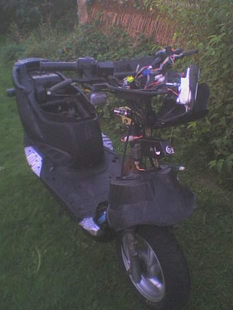 PGO dr.big *(TOTAL SKADET)*  - sådan som den er nu. (og den ser meget værre ud i virkeligheden) billede 12