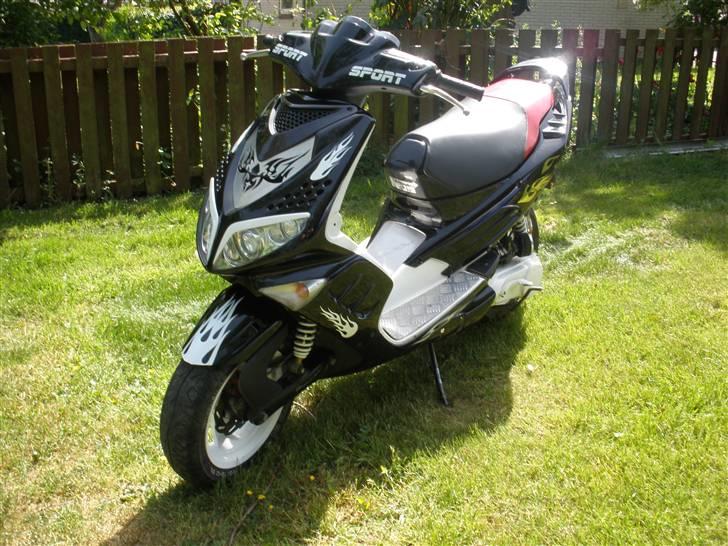 Peugeot speedfight2 (SOLGT) billede 3