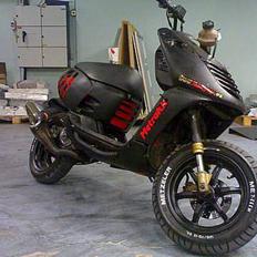 Aprilia sonic sr lc nakket