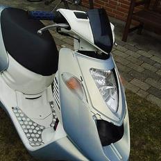 Aprilia sonic GP Solgt!