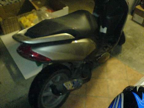 Yamaha jog r $solgt$ billede 7